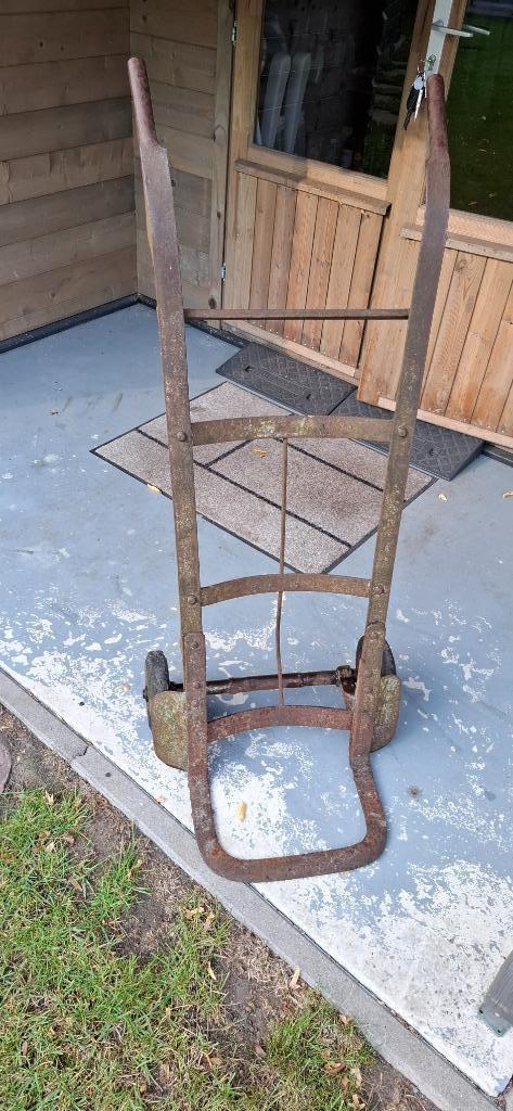 steekwagen ,oudje maar super degelijk, Doe-het-zelf en Verbouw, Transportwagens, Gebruikt, Steekwagen, Ophalen