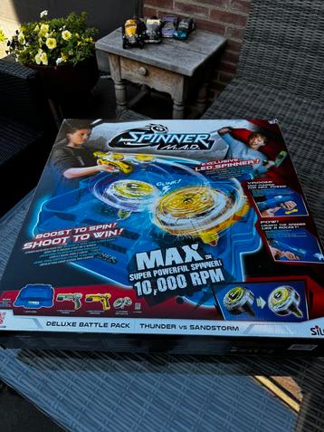 Spinners MAD met extra blaster en spinners beschikbaar voor biedingen