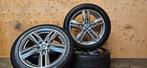 18" BMW 570M X1 X2 F48 F39 orig velgen winterbanden TPMS, 18 inch, Gebruikt, Banden en Velgen, V