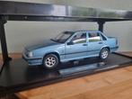 T9 Volvo 850 Fjord Blue 1:18 Nieuw in doos., Overige merken, Auto, Nieuw, T9
