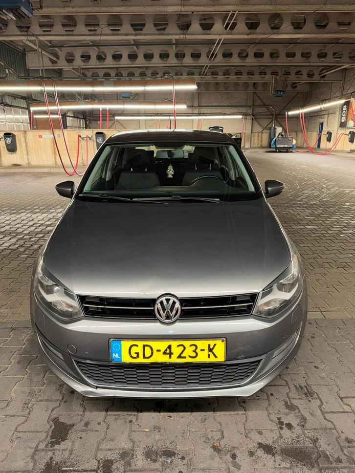 Volkswagen Polo 1.2 51KW 2012 Grijs, Auto's, Volkswagen, Particulier, Polo, Benzine, Euro 5, C, Hatchback, Handgeschakeld, Geïmporteerd