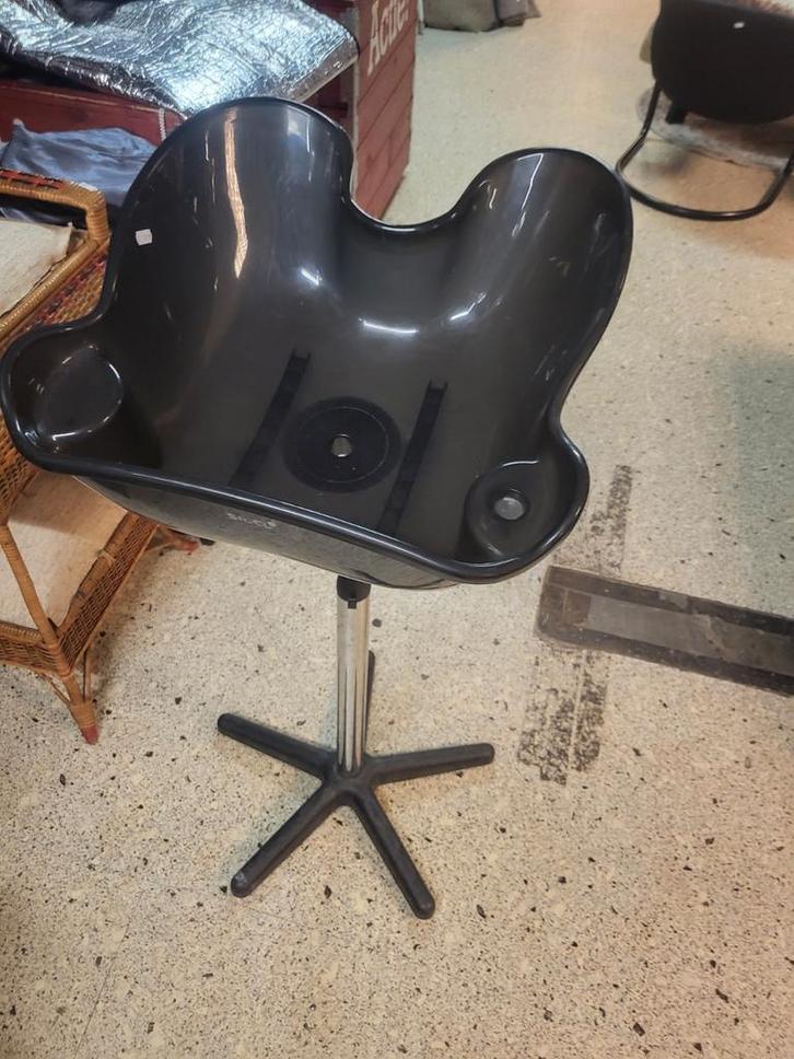 Kappers wasbak - Zwart, Huis en Inrichting, Stoelen, Gebruikt, Eén, Kunststof, Metaal, Zwart, Ophalen of Verzenden