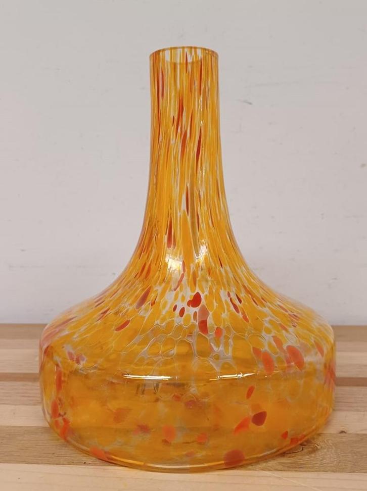 Urban Nature Culture vaas, Huis en Inrichting, Woonaccessoires | Vazen, Zo goed als nieuw, Oranje, Minder dan 50 cm, Glas, Ophalen of Verzenden