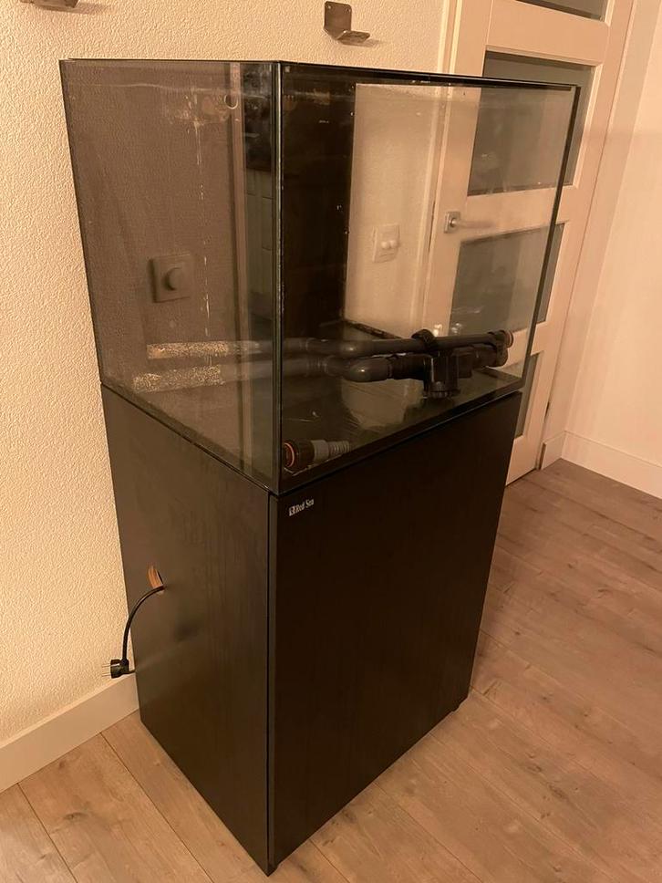 Red sea reefer 170, Dieren en Toebehoren, Vissen | Aquaria en Toebehoren, Zo goed als nieuw, Leeg aquarium, Ophalen