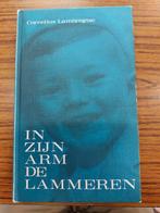In zijn arm de lammeren - Cornelius Lambregtse, Ophalen of Verzenden, Gelezen