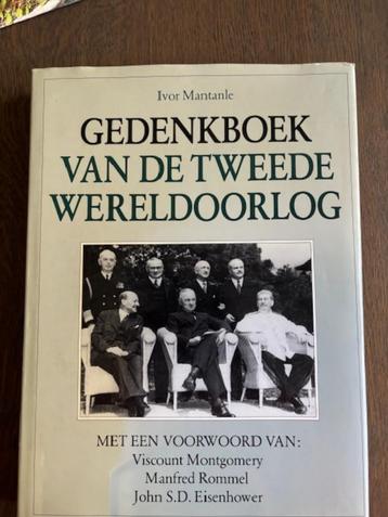 Gedenkboek van de tweede wereld oorlog beschikbaar voor biedingen