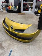 Renault Clio 3 Voorbumper, Gebruikt, Ophalen of Verzenden, Bumper, Renault
