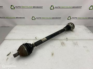 Aandrijfas rechtsvoor Volkswager Audi Seat 5Q0407272BM beschikbaar voor biedingen