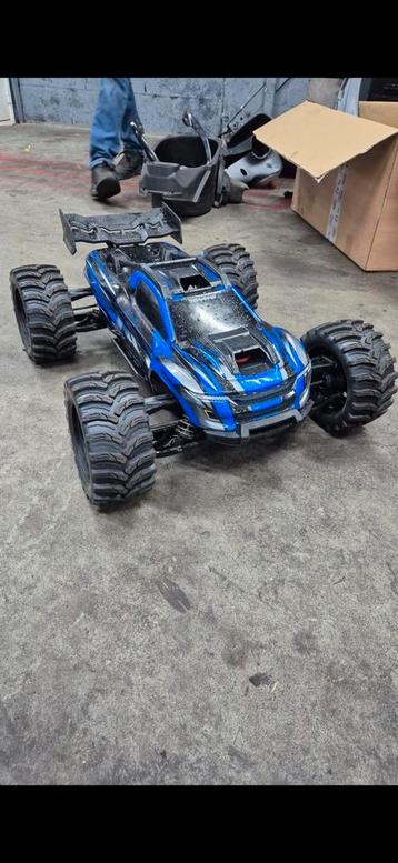 XRT RC Truck met Hobbywing Motor beschikbaar voor biedingen