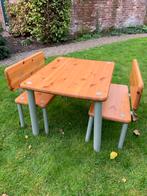 Kindertafel met 2 bankjes, Ophalen, Gebruikt, Tafel(s) en Stoel(en)