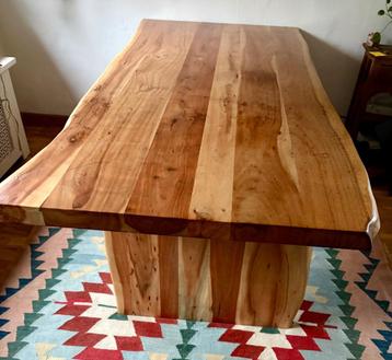 Eettafel 220cm x 110cm mangohout beschikbaar voor biedingen