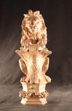 Antieke bronzen leeuw met wapenschild, Ophalen of Verzenden