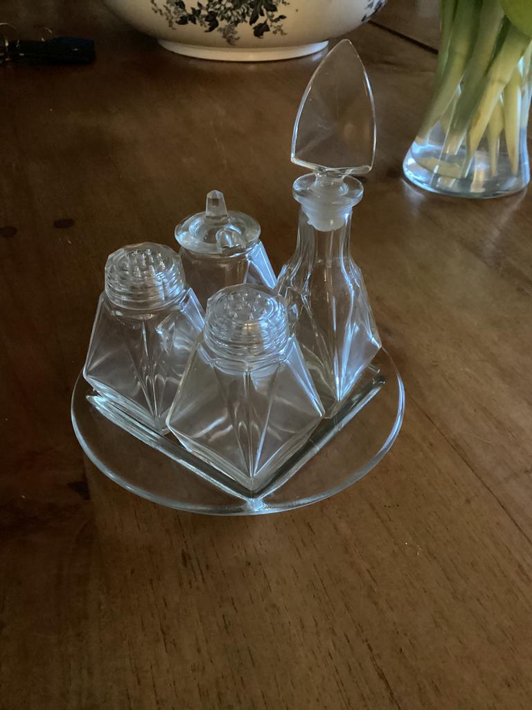 Zout en peper setje, Ophalen