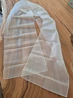 Stevige gebroken witte organza stola., Kleding | Dames, Gelegenheidskleding, Overige typen, Wit, Maat 46/48 (XL) of groter, Ophalen of Verzenden