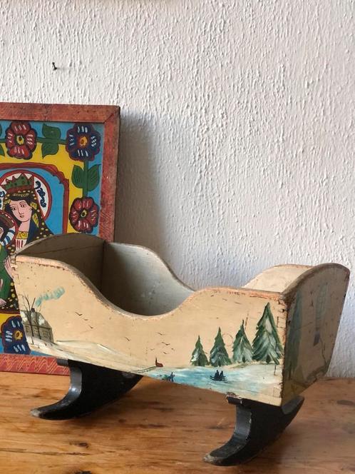 Antiek beschilderde schommelwieg, Antiek en Kunst, Curiosa en Brocante, Ophalen of Verzenden