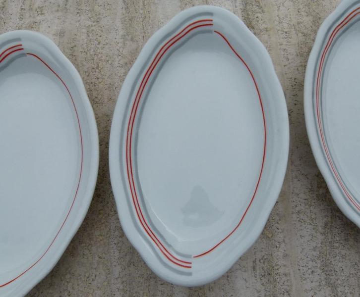 MOSA 3 x Aparte Art Deco Witte Serveer met Rood en Zilver, Antiek en Kunst, Antiek | Servies los, Ophalen of Verzenden