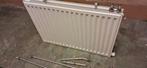Radiator 80 bij 60 cm. Inclusief kraan en beugels, Doe-het-zelf en Verbouw, Verwarming en Radiatoren, Ophalen, 30 tot 80 cm, Radiator