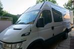 Camperbus Iveco 7-zitter te koop, Caravans en Kamperen, Campers, Overige merken, Buscamper of Camperbus, Reservewiel, Treinzit