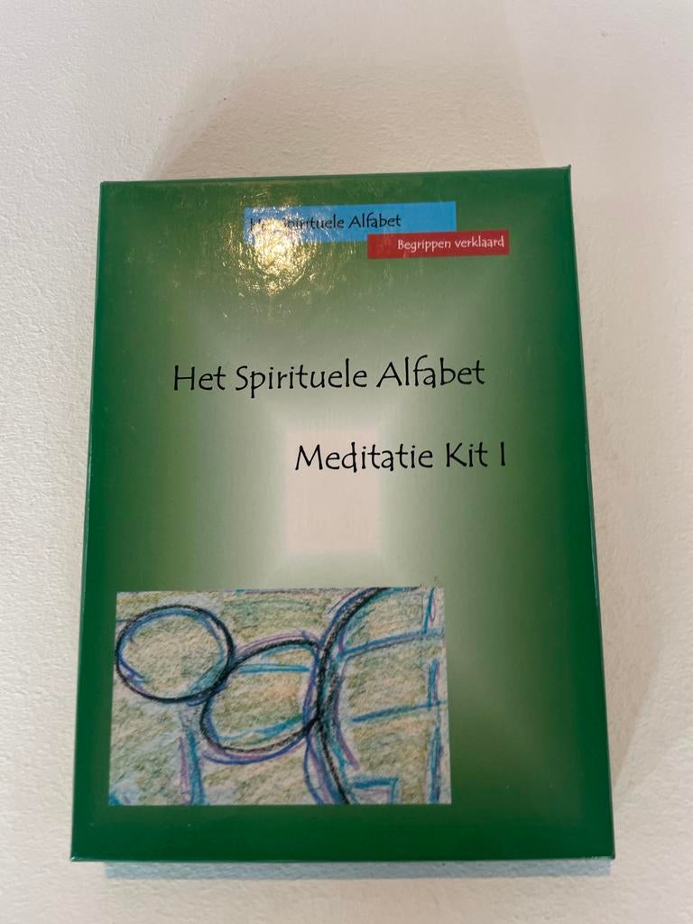 Spiritueel Alfabet met Kaarten & Boekje, Boeken, Ophalen of Verzenden, Zo goed als nieuw, Spiritualiteit algemeen, Achtergrond en Informatie