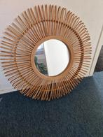 Rotan spiegel, Huis en Inrichting, Woonaccessoires | Spiegels, Ophalen, Rond, Zo goed als nieuw, Minder dan 100 cm