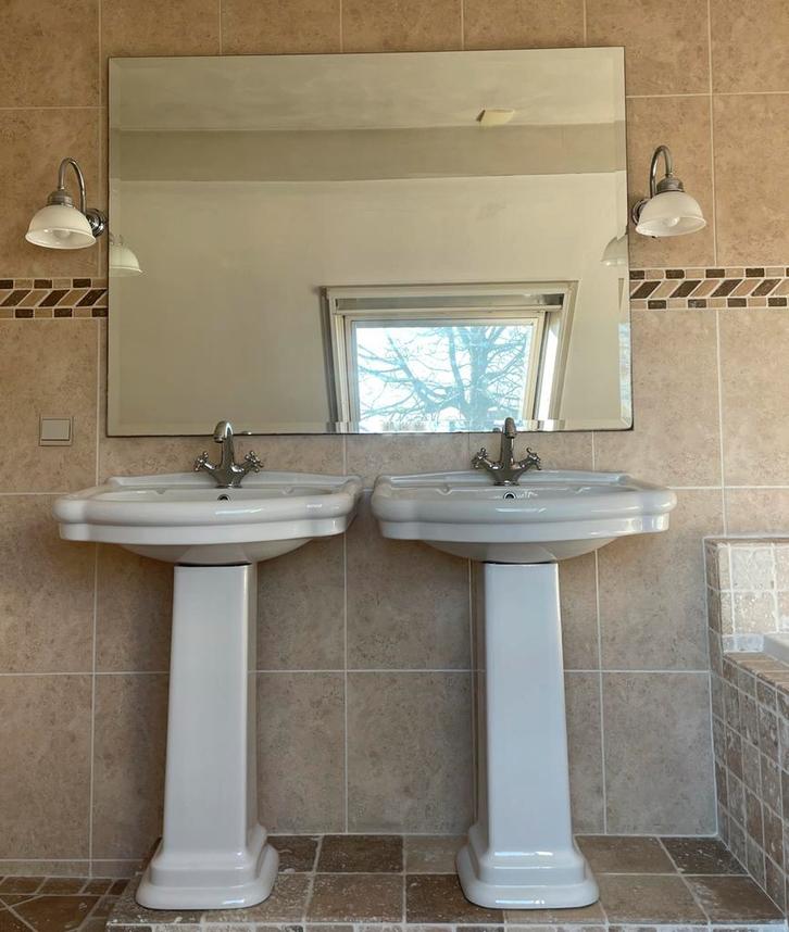 Zuilwastafel set met spiegel en lampjes - ook los te koop!, Huis en Inrichting, Badkamer | Badkamermeubels, Gebruikt, Wasbak of Wastafel