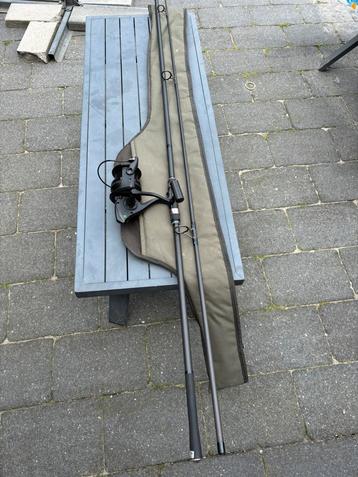 Jrc extreme shuttle spod 5lbs 12ft spodhengel + sonik molen beschikbaar voor biedingen