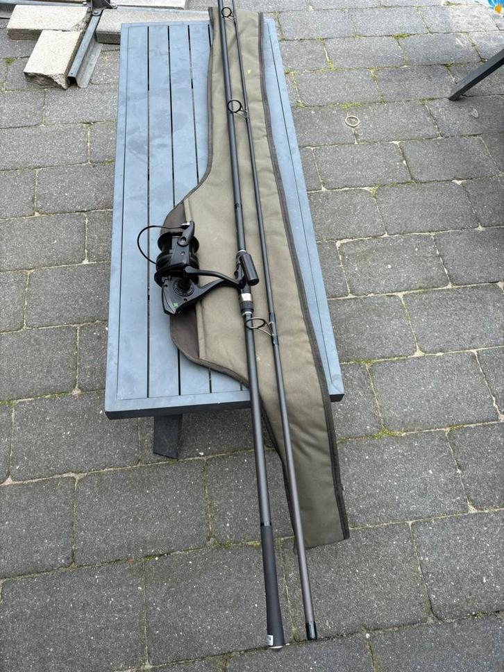 Jrc extreme shuttle spod 5lbs 12ft spodhengel + sonik molen, Watersport en Boten, Hengelsport | Karpervissen, Gebruikt, Werphengel
