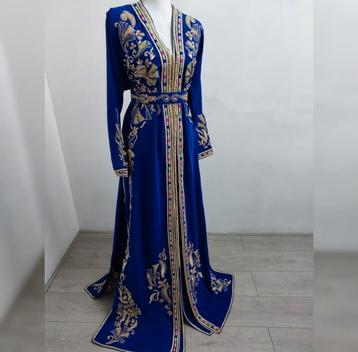 Marokkaanse Takchita beschikbaar voor biedingen