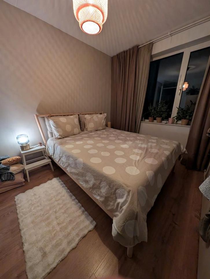 IKEA Björksnäs  160x200 + Lönset lattenbodems & matrassen, Huis en Inrichting, Slaapkamer | Complete slaapkamers, Zo goed als nieuw