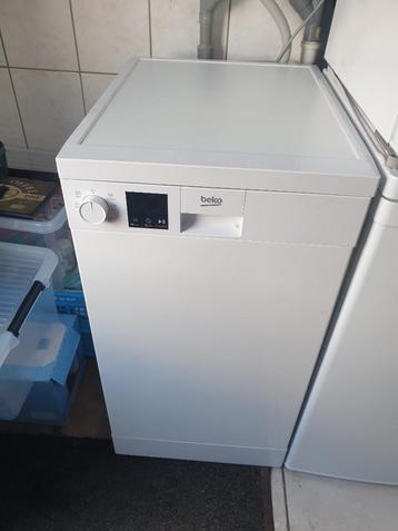 Beko vaatwasser 44,80 cm vrijstaand 2 jaar oud beschikbaar voor biedingen