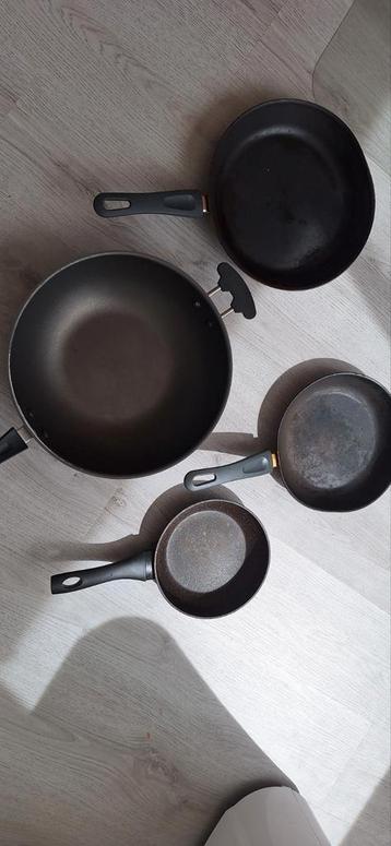 ikea pannen set  beschikbaar voor biedingen