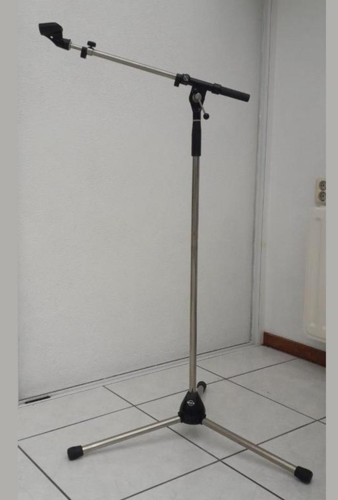 Diverse muziek benodigdheden o.a microfoonstandaard e.d, Muziek en Instrumenten, Standaards, Ophalen