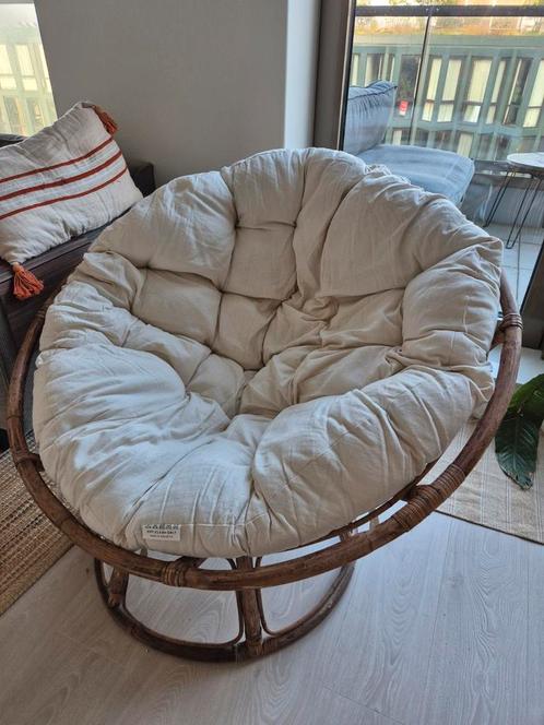 Papasan Stoel - Rotan met Crème Kussen, Huis en Inrichting, Fauteuils, Zo goed als nieuw, Riet of Rotan, Stof, 100 tot 125 cm