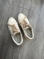 Beige Sneakers - Maat 37, Beige, Ophalen of Verzenden, Sneakers of Gympen, Linea jones