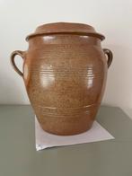 Franse grespot, met gerepareerde breuken., Antiek en Kunst, Antiek | Keramiek en Aardewerk, Ophalen of Verzenden