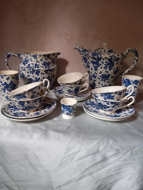 Societe ceramique Maastricht Beatrix servies 1938, Antiek en Kunst, Antiek | Servies compleet, Ophalen of Verzenden