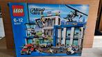 Lego city 60047, Politiebureau, Kinderen en Baby's, Speelgoed | Duplo en Lego, Ophalen of Verzenden, Zo goed als nieuw