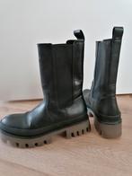 Mooie Bershka Boots maat 37 paar keer gedragen, Ophalen of Verzenden, Zo goed als nieuw, Zwart