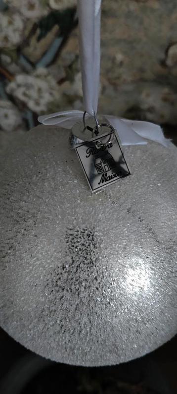 ​Grote Rivièra Maison eyecatcher kerstbal - 15 cm diameter - beschikbaar voor biedingen