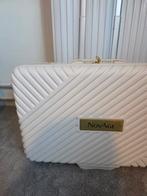 Oriflame Novage Beautycase Trolley - Zo Goed Als Nieuw, Ophalen of Verzenden, Zo goed als nieuw, Wit, Softcase