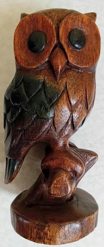 Amsterdamse school hand gesneden grote uil beschikbaar voor biedingen