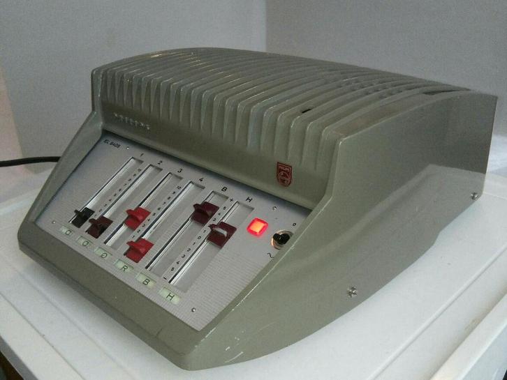 Philips buizenversterker, type EL6405, Audio, Tv en Foto, Versterkers en Receivers, Zo goed als nieuw, Overige systemen, Minder dan 60 watt