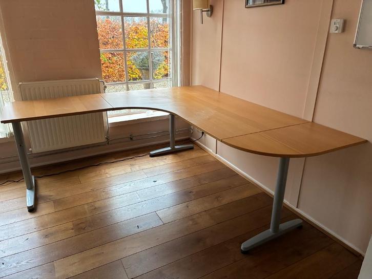 Ikea bureau Galant, Huis en Inrichting, Bureaus, Gebruikt, Bureau, In hoogte verstelbaar, Ophalen