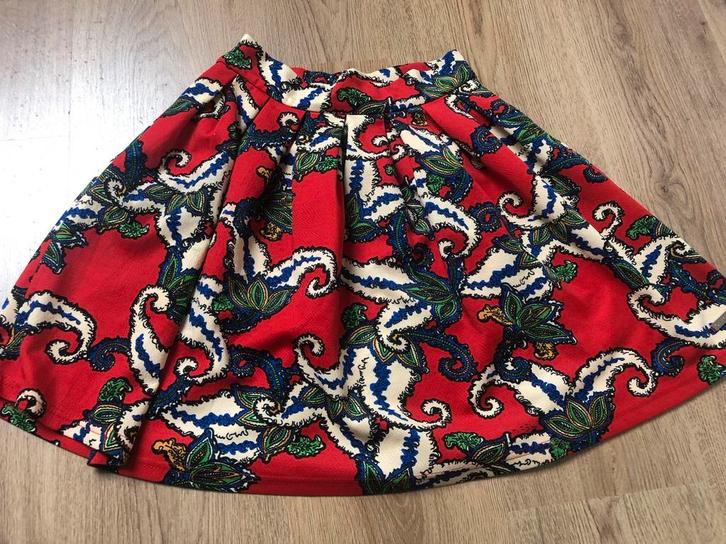 Lofty manner rood rokje xs s plooi kort, Kleding | Dames, Rokken, Zo goed als nieuw, Maat 34 (XS) of kleiner, Rood, Boven de knie