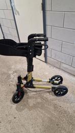 Dubbel inklapbare rollator met tas., Ophalen