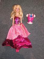 Barbie 2-in-1 pop van De Prinsessenschool film, Kinderen en Baby's, Speelgoed | Poppen, Ophalen, Zo goed als nieuw, Barbie