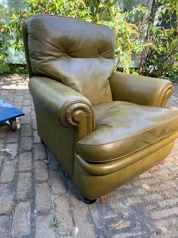 Poltrona Frau Dream Fauteuil Olijfgroen leer beschikbaar voor biedingen