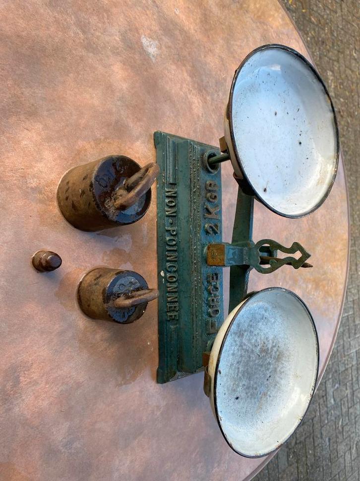 Antieke keukenweegschaal met gewichten, Antiek en Kunst, Antiek | Keukenbenodigdheden, Ophalen of Verzenden