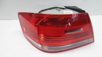 Achterlicht rood wit op het scherm links BMW 3 serie E92 632 beschikbaar voor biedingen