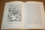 Tussen Eems en Lauwers. Stad en Lande omstreeks 1600., Ophalen of Verzenden, 20e eeuw of later, Gelezen